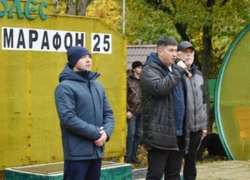 Легкоатлетический кросс «Осенний марафон», состоялся на физкультурно-спортивной базе «Петровская дорога» в Чернолесе.